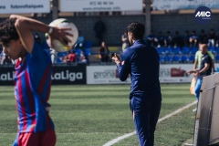 MIC22_U14_ATM_BAR_DM-40