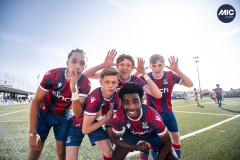 U16_FF_CRY_BARA_DMV-12