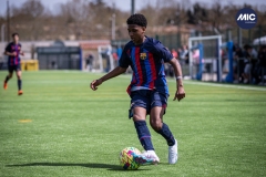 MIC23_U16_GRA_BAR-24