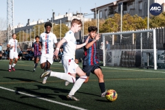 U16_FF_BAR_CRY_DMV-18