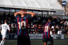 U16_FF_BAR_CRY_DMV-19
