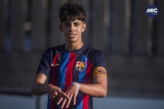 MIC23_U16_BAR_GAV_RG_16
