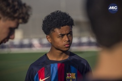 MIC23_U16_BAR_GAV_RG_17