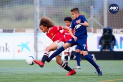 MIC22_U12A_MANU_TFA_AF_025
