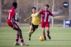 MIC24_U16_LEEMAN_CFMOLLETUE_RG_18