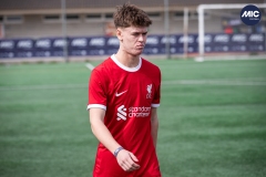 MIC24_U16_LIV_POR_DS-3